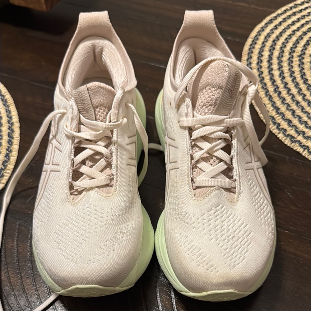 ASICS Gel Nimbus 25 Women's Cream Athletic Shoes